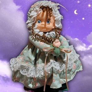 Vintage Homedecor Handmade Doll